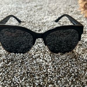 Aéropostale sunglasses